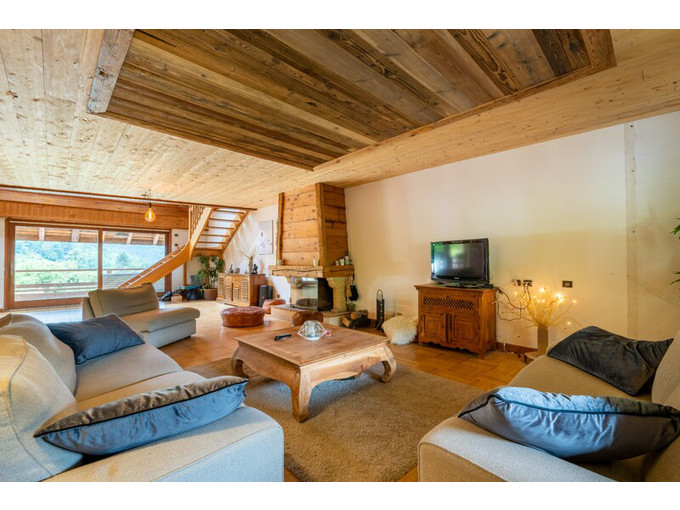 Nos maisons à la vente 5 pièces Immobilier à Serraval 210m2