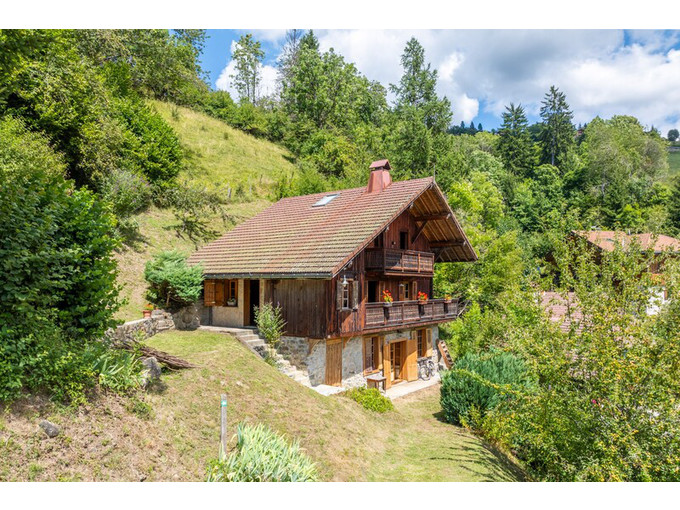 Nos maisons à la vente 6 pièces Immobilier à Manigod 144m2