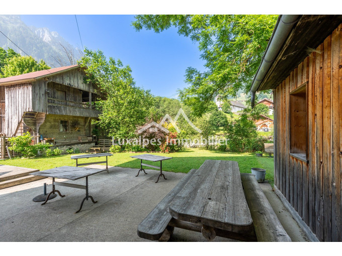 Nos maisons à la vente 12 pièces Immobilier à Entremont 532m2