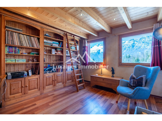 Nos maisons à la vente 9 pièces Immobilier aux Clefs 240m2