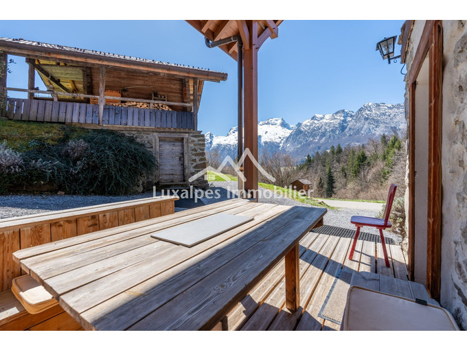 Nos maisons à la vente 9 pièces Immobilier aux Clefs 240m2