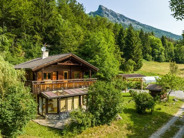 En exclusivité, propriété dominante sur les hauteurs de Thônes.