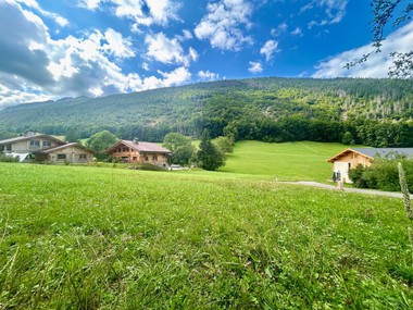 Terrain d'exception constructible et viabilisé à Saint-Jean-De-Sixt
