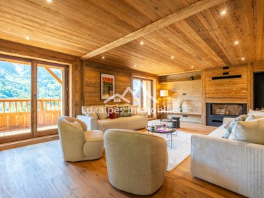 Rare à la vente : ferme exceptionnelle, entièrement rénovée - Manigod