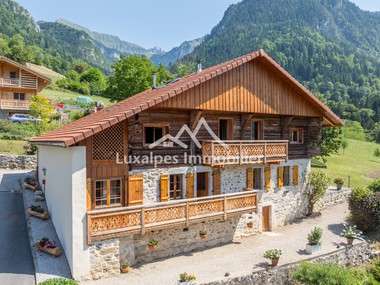 Ferme savoyarde 1835 rénovée 220 m² – Le Petit Bornand