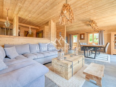 Magnifique Chalet Rénové à Manigod – Vue Panoramique sur les Montagnes