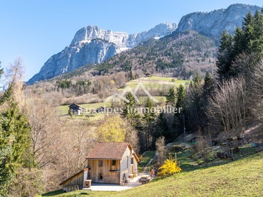 Mazot authentique et cosy au coeur de la nature