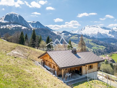 Chalet rénové à Manigod avec vue panoramique