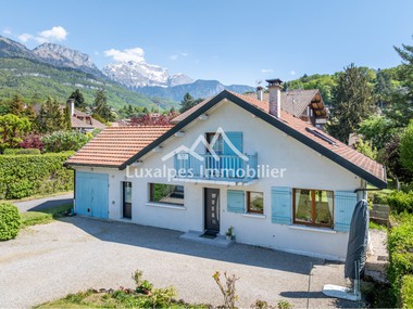 Magnifique villa à 100 m du Lac d'Annecy