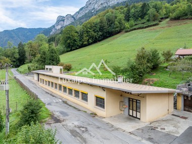 Opportunité rare – Ancienne usine – Le Petit-Bornand-Les-Glières