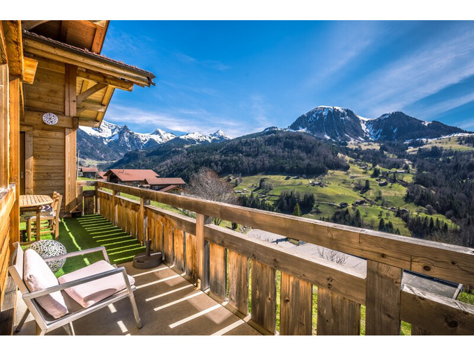 Nos maisons à la vente 8 pièces Immobilier à Manigod 232m2