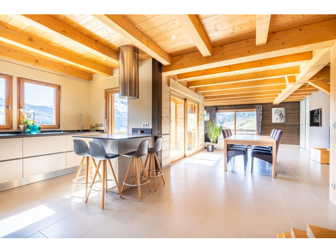 Nos maisons à la vente 8 pièces Immobilier à Manigod 232m2