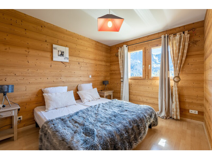 Nos maisons à la vente 8 pièces Immobilier à Manigod 232m2