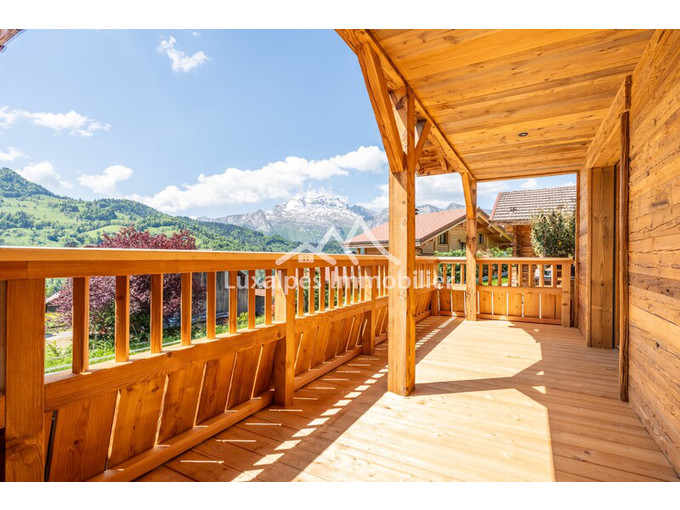 Nos maisons à la vente 8 pièces Immobilier à Manigod 245m2