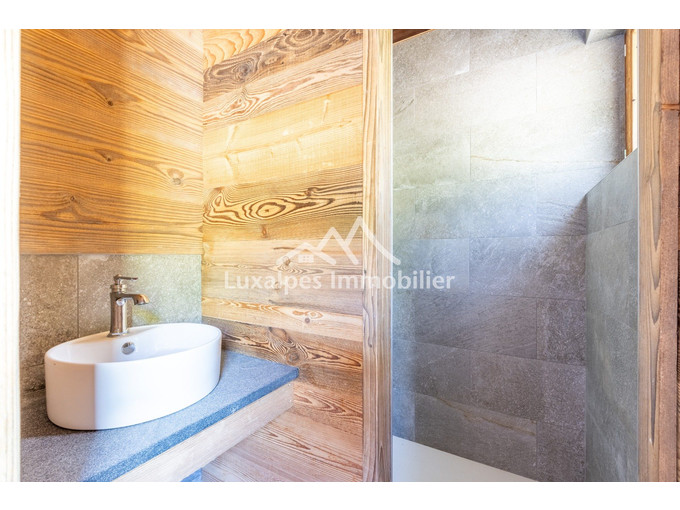 Nos maisons à la vente 17 pièces Immobilier à Manigod 502m2