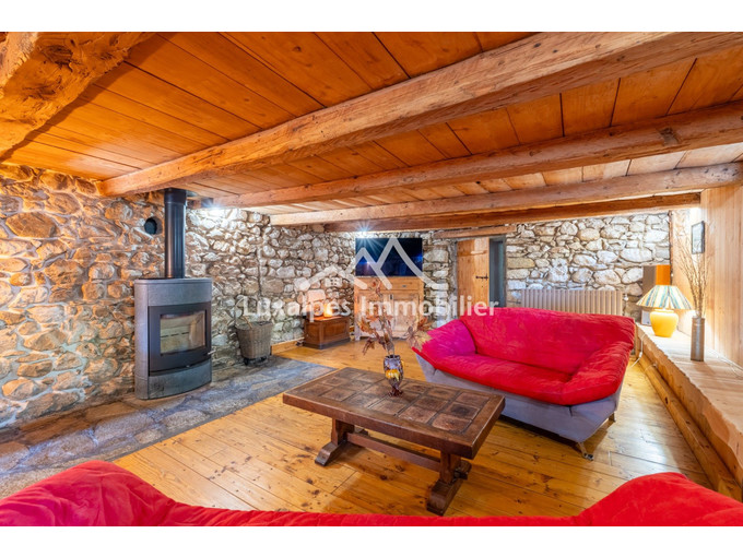 Nos maisons à la vente 7 pièces Immobilier à Glières-Val-de-Borne 220m2