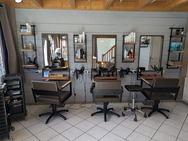 Fonds de commerce salon de coiffure mixte au Grand-Bornand